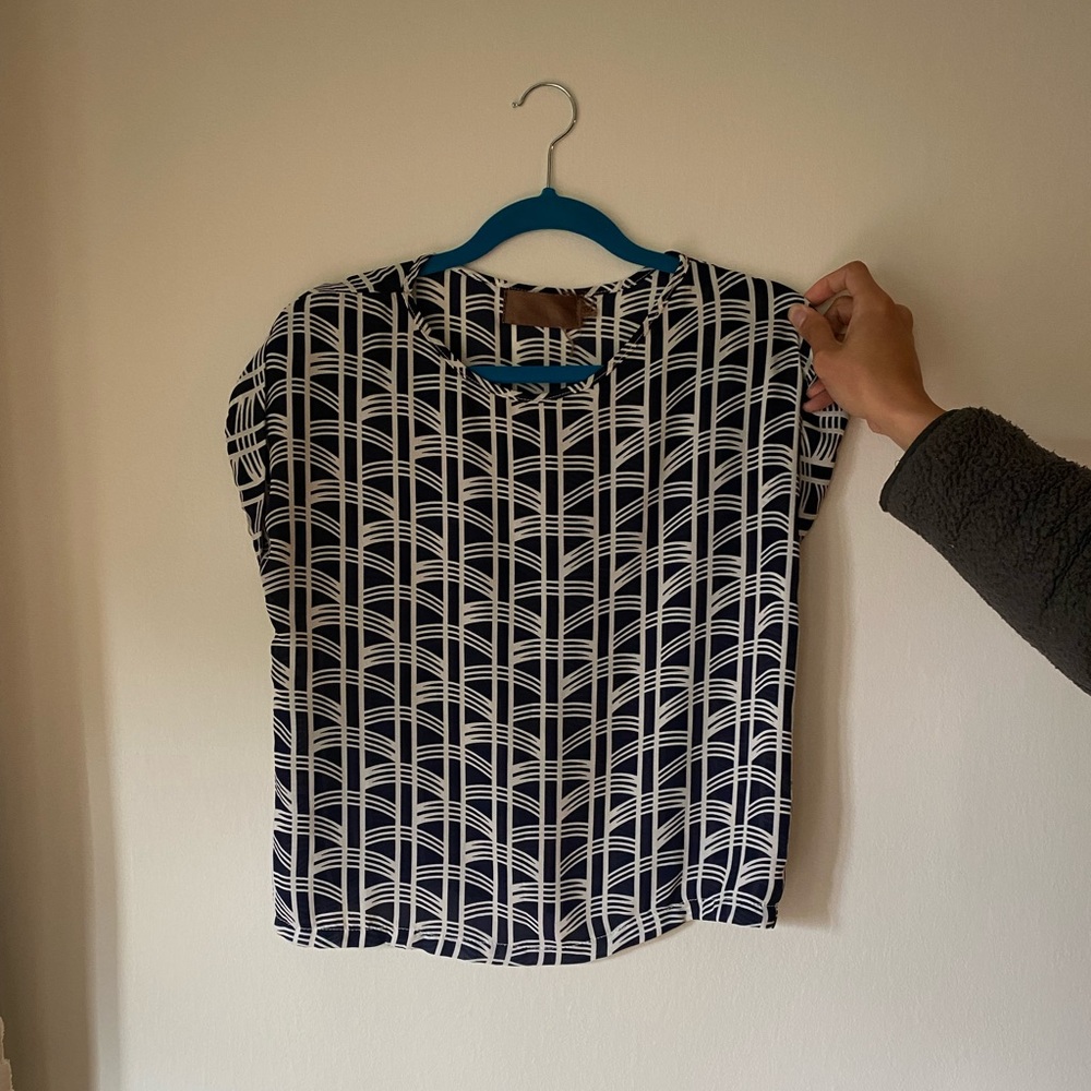 Cap sleeve navy shirt